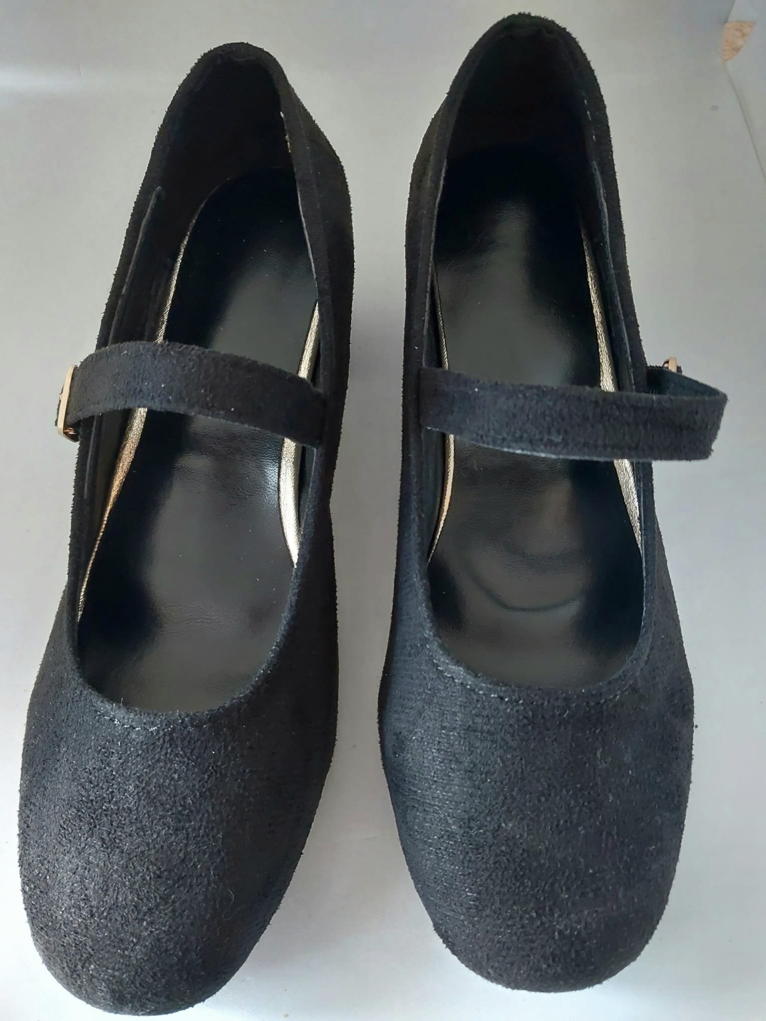 Escarpins femme noirs en cuir et velours – Image 4