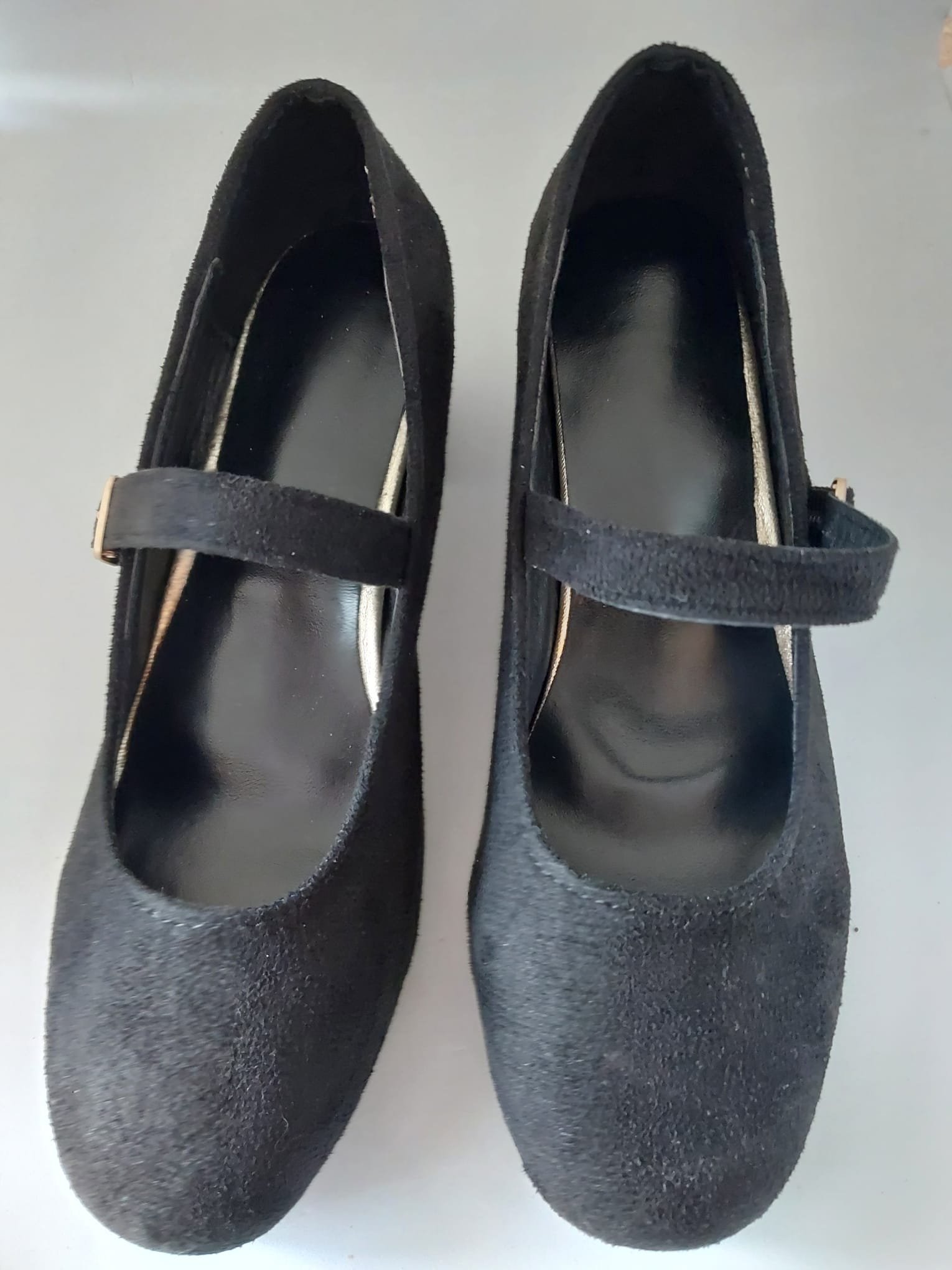 Escarpins femme noirs en cuir et velours – Image 2